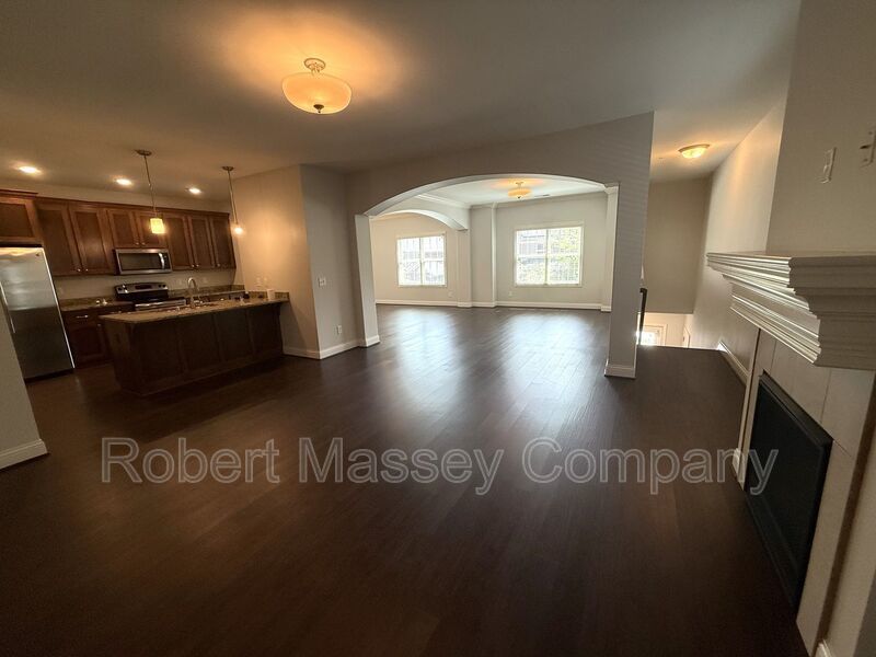 Spacious 2 Bedroom, 2 Bath Condo with Garage in the Heart of Middletown! property image