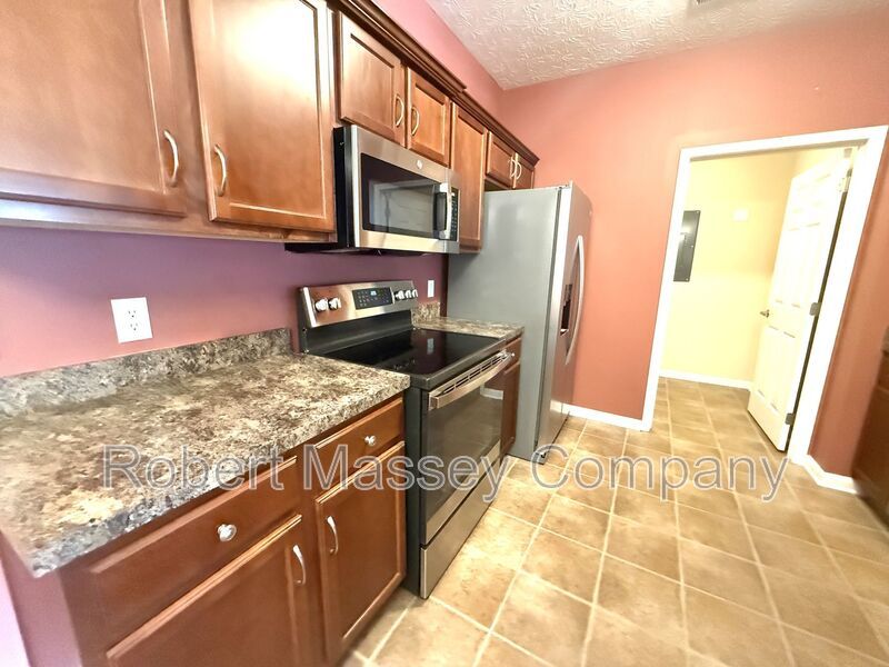 (COMING SOON) Exceptional 2 Bedroom Condo at The Gardens II at Glenmary Village property image