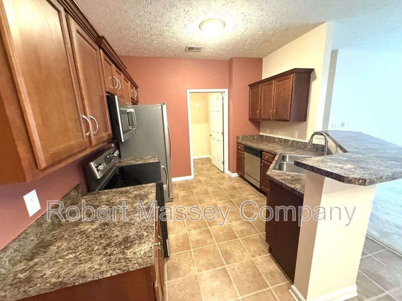 (COMING SOON) Exceptional 2 Bedroom Condo at The Gardens II at Glenmary Village property image