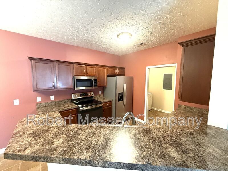 (COMING SOON) Exceptional 2 Bedroom Condo at The Gardens II at Glenmary Village property image