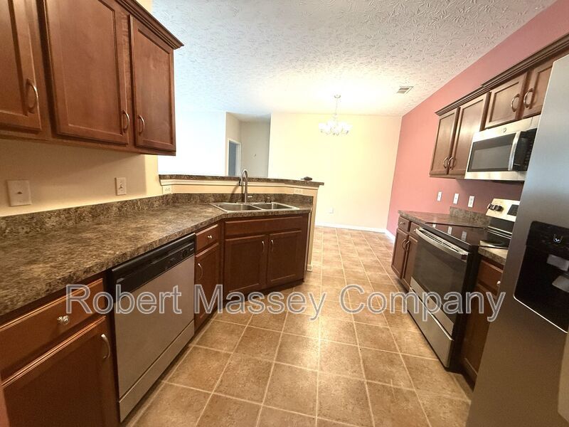 (COMING SOON) Exceptional 2 Bedroom Condo at The Gardens II at Glenmary Village property image