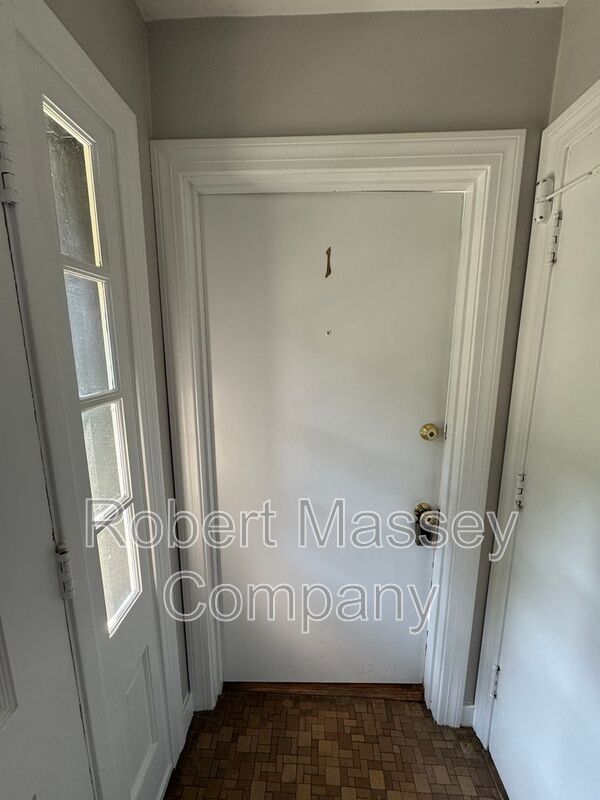 HIghlands 2 bedroom/1 bath property image