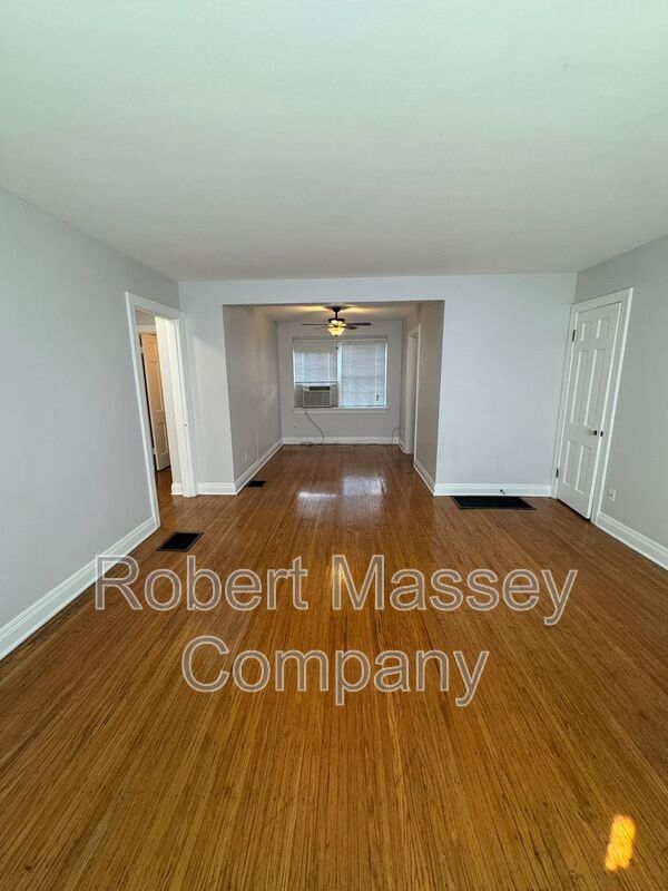 HIghlands 2 bedroom/1 bath property image