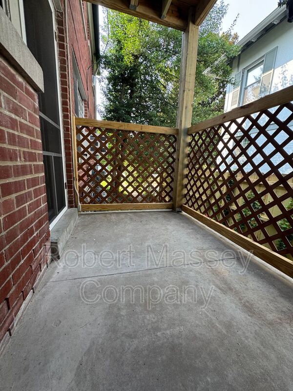HIghlands 2 bedroom/1 bath property image