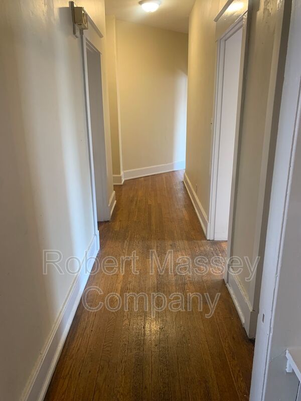 3 bedroom Cherokee Park Apartment property image