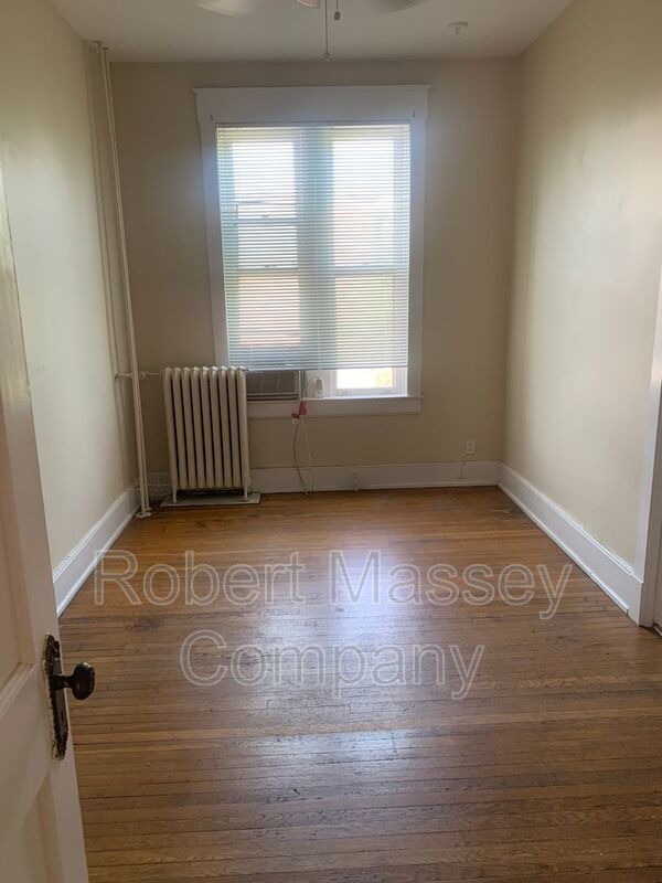 3 bedroom Cherokee Park Apartment property image