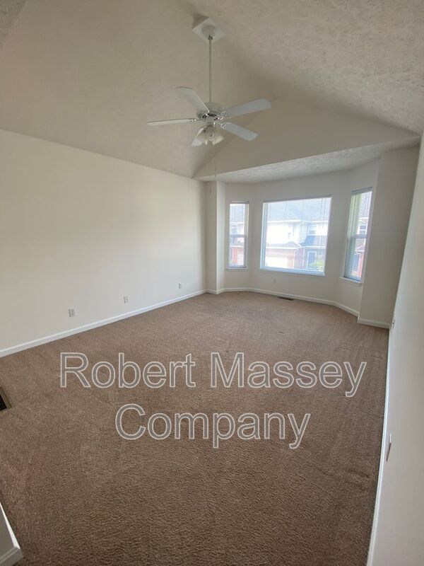 Pinnacle Gardens Beautiful 3 bed 2.5 bath Townhome property image