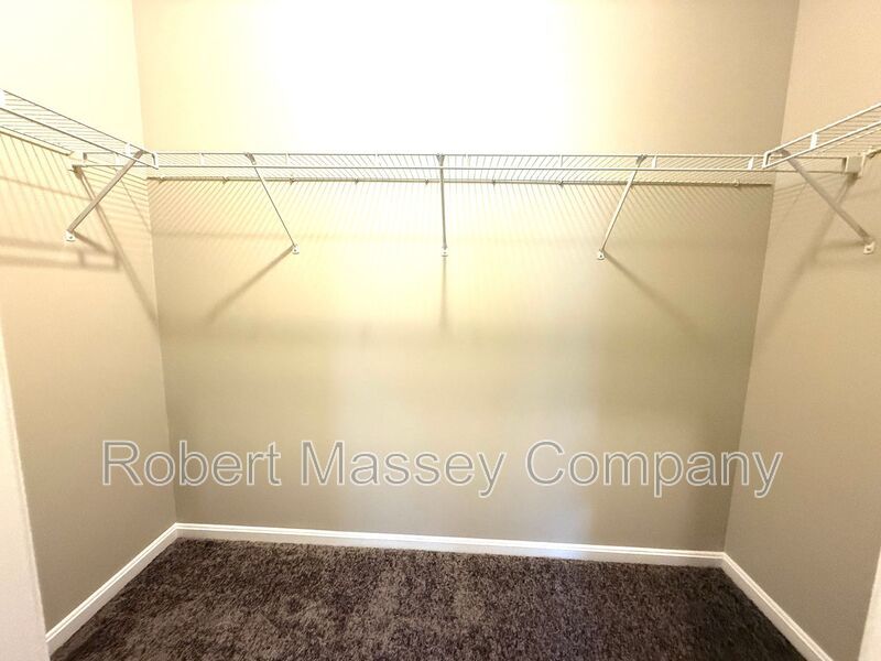 Spacious 2 Bedroom 2 Bath Condo at The Gardens II at Glenmary Village property image