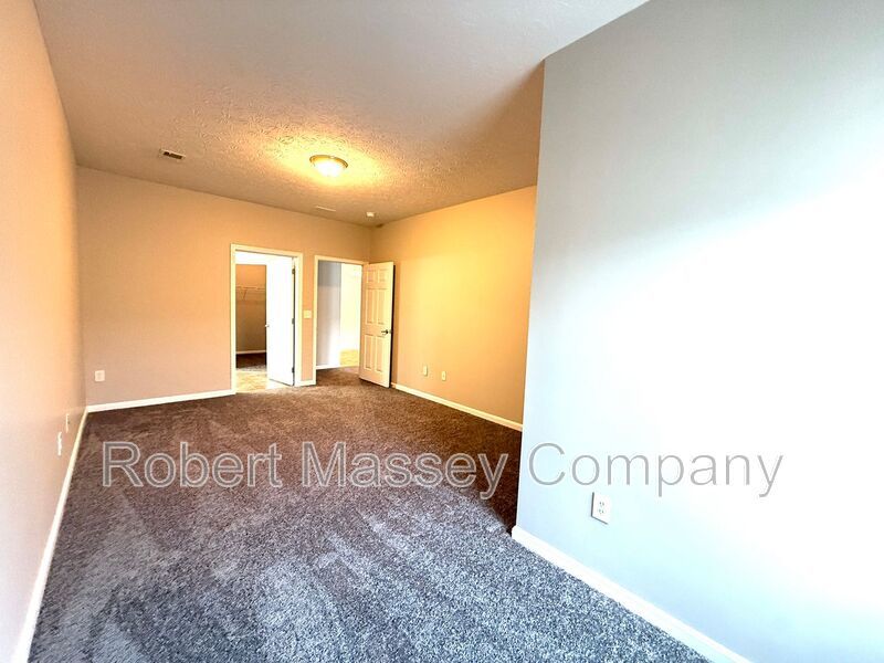 Spacious 2 Bedroom 2 Bath Condo at The Gardens II at Glenmary Village property image