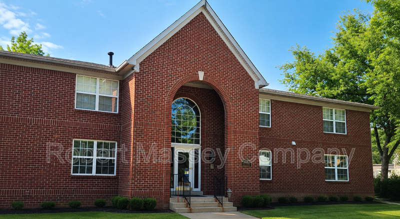 Germantown 2 bedroom, 1 1/2 bath in Brent Park Condos with washer/dryer property image