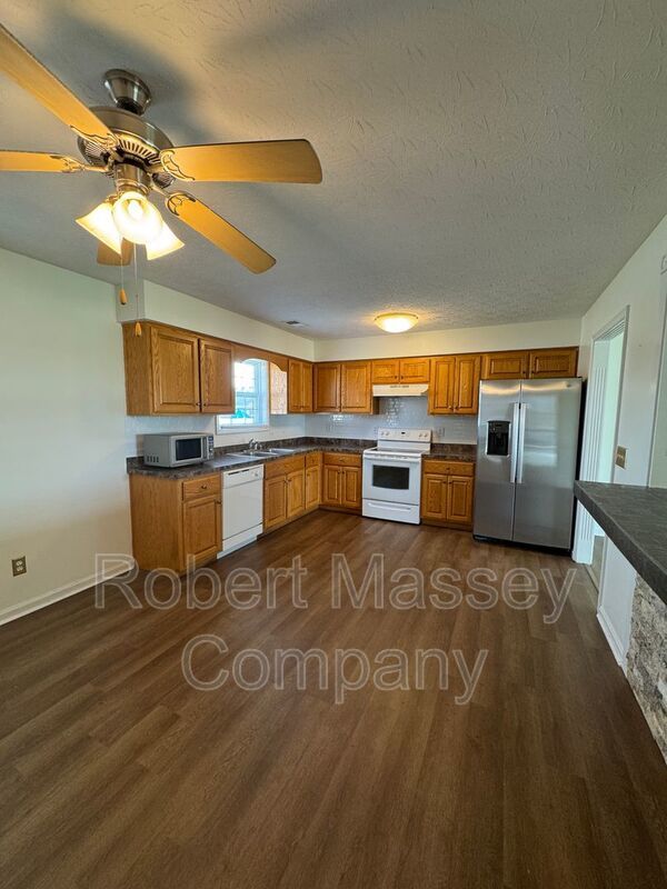 Mount Washington 3 bed/2 bath property image