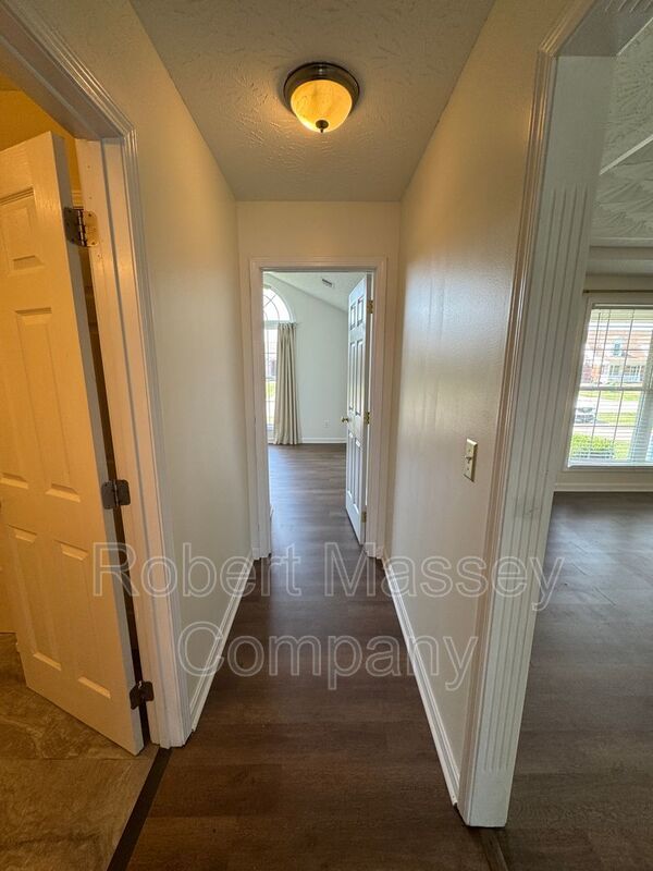Mount Washington 3 bed/2 bath property image