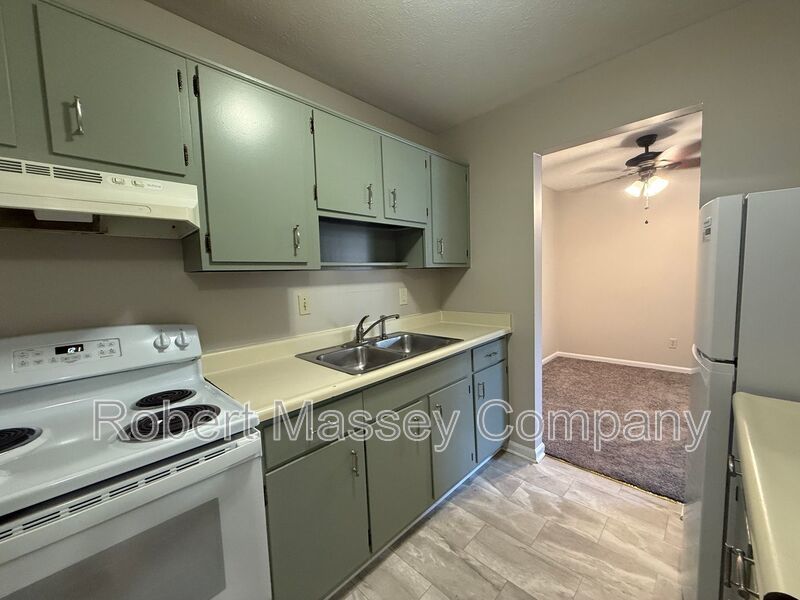 Charming 1-Bedroom Apartment in Clifton! property image