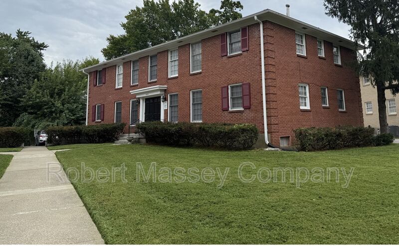 Spacious 2-Bedroom Apartment Near Bardstown Road & Hikes Lane! property image