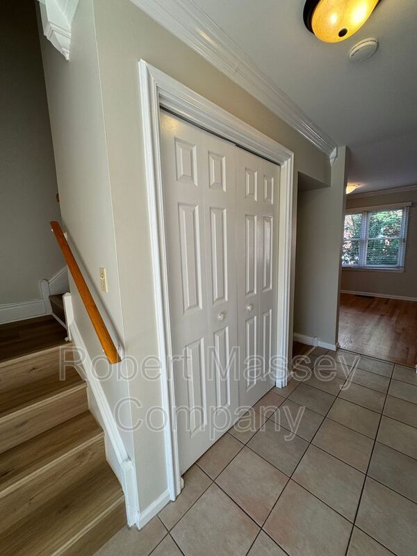 Updated Town House in the Heart of Downtown property image
