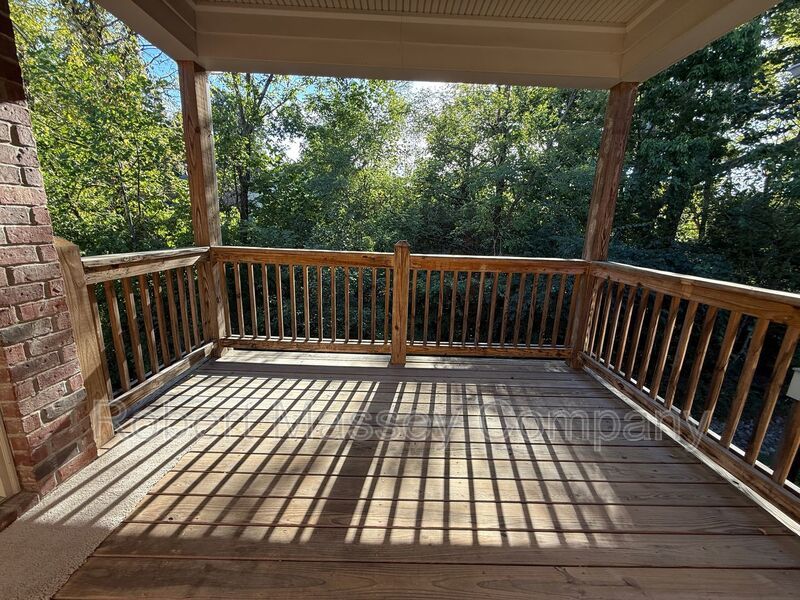 GORGEOUS 2 BEDROOM 2 BATH CONDOS IN PRIME LOCATION!! property image