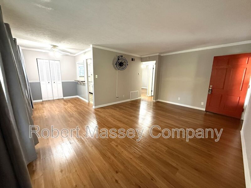 Charming 2 bedroom 1 bath property image