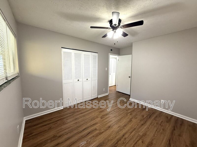 Charming 2 bedroom 1 bath property image